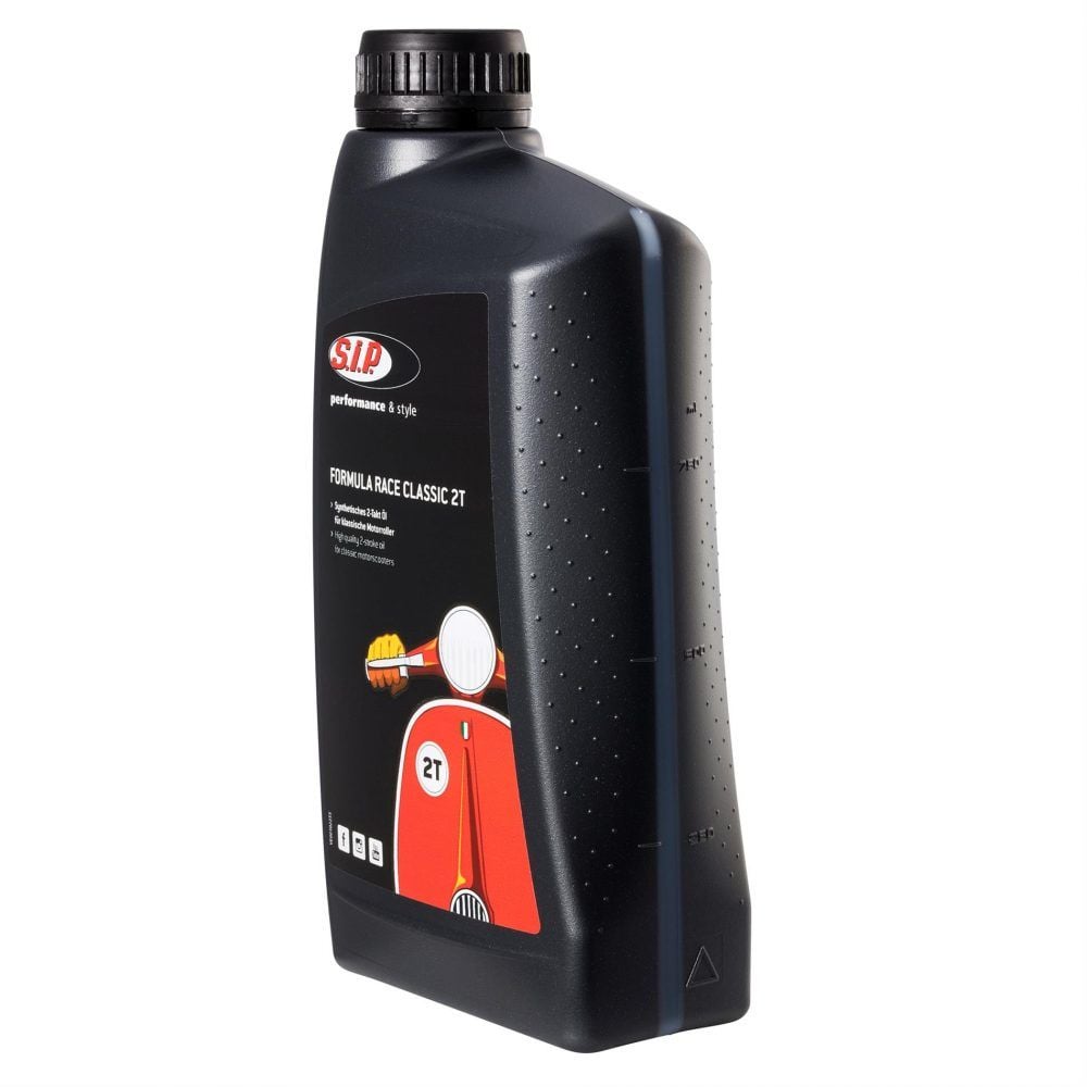 SIP Formula Race 2-tahtiöljy 1000ml (12 kpl) <a href="https://staging.italialaiset.fi/wp-content/uploads/2019/05/image-3.png"><img class="alignright size-full wp-image-17546" src="https://staging.italialaiset.fi/wp-content/uploads/2019/05/image-3.png" alt="SIP Performance" width="70" height="23" /></a>Ajeletko paljon, SIP Formula Race 2-tahtiöljy 12 kpl laatikossa, yhteensä siis 12 litraa. Synteettinen SIP Formula Race 2-tahtiöljy 1000ml. SIP Formula Race öljy tarjoaa optimaalisen voitelun ja kulumissuojan uskomattoman edulliseen hintaan. Öljy ylittää kaikki JASO-FC luokituksen osa-alueet ja aiheuttaa vähemmän savutusta.Sytytystulppa pysyy puhtaana, polttoaineen kulutus laskee ja moottorin suorituskyky pysyy hyvänä. Soveltuu erinomaisesti sekä lyhyille matkoille kuin matka-ajoonkin. SIP Formula Race 2-tahtiöljy 1000ml (12 kpl)