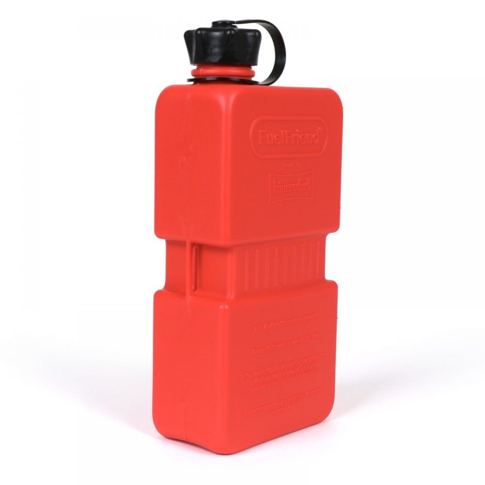 Varakanisteri "HÜNERSDORFF" 1,5l HÜNERSDORFF Fuel Friend Plus varakanisteri mopoon tai skootteriin. Vetoisuus 1,5 litra, väri punainen. <ul> <li>kiinnitysura ja lenkki helpottaa kiinnitystä</li> <li>kompaktit mitat, sopii monen skootterin koteloihin</li> <li>E10 bensiini kestävä</li> <li>täyttöaukon sisähalkaisija 29mm, ulkohalkaisuja 38mm</li> <li>mitat: syvyys 65mm, leveys 125mm, korkeus 277mm</li> <li>kaatonokka myydään erikseen</li> </ul> Varakanisteri "HÜNERSDORFF" 1,5l