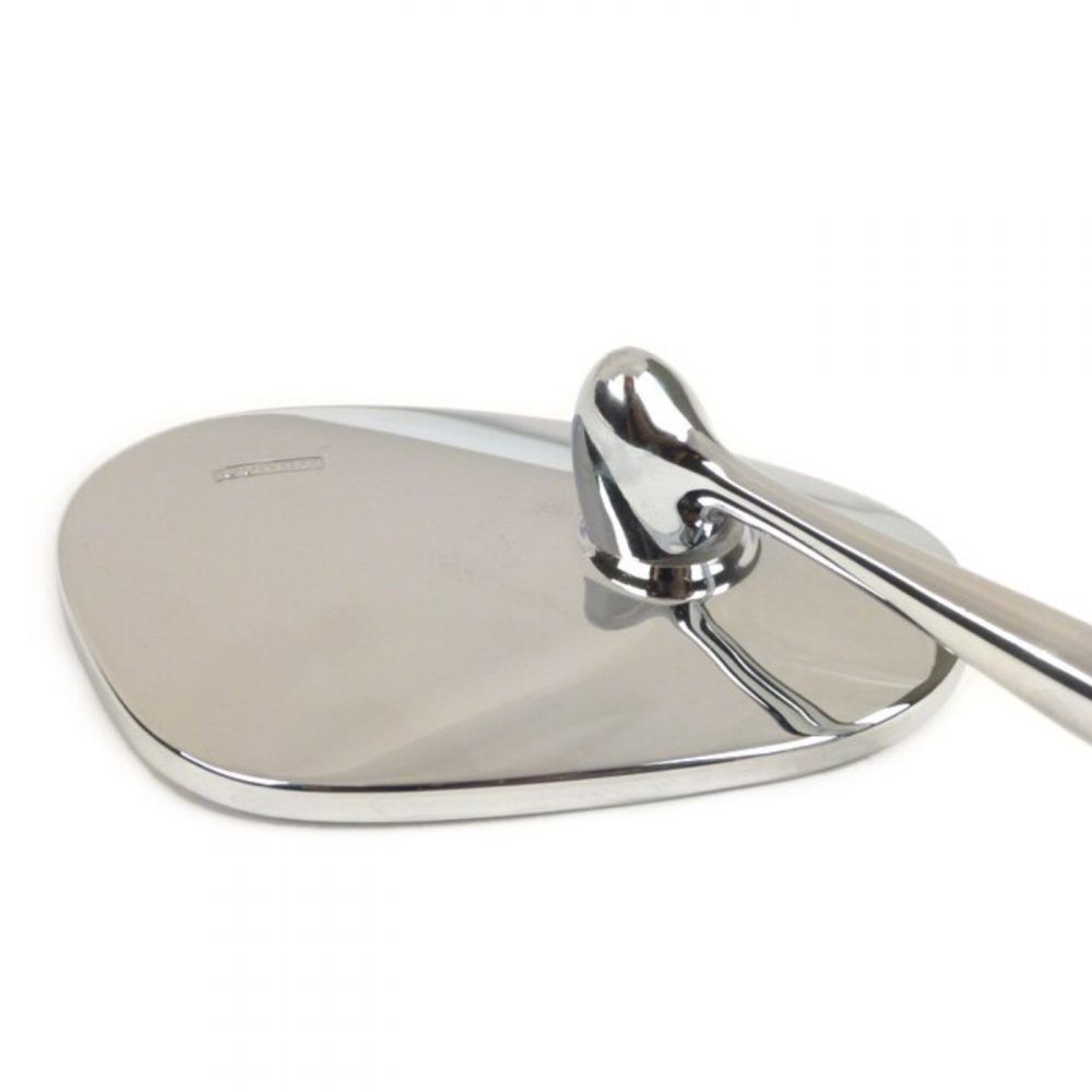 Käsikahva peili, Bumm, oikea kromattu <a href="https://staging.italialaiset.fi/wp-content/uploads/2019/07/image-5.png"><img class="alignright size-full wp-image-14912" src="https://staging.italialaiset.fi/wp-content/uploads/2019/07/image-5.png" alt="" width="109" height="45" /></a>Käsikahva peili, Bumm, oikea, kromattu. Peilin mitat 115x70mm, varren pituus 100mm. Käsikahva peili, Bumm, oikea kromattu