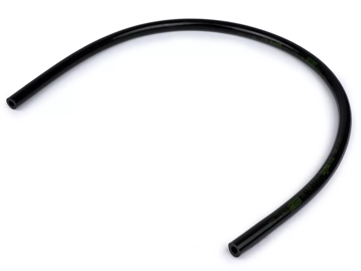 Vespan Polttoaineletku, BGM, Ø 7/14 mm, pituus 750 mm Korkealaatuinen polttoaineletku klassikko Vespoihin. <ul> <li>sisähalkaisija 7 mm</li> <li>ulkohalkaisija 14 mm</li> <li>pituus: 0,75 m</li> <li>sopii kaikkiin manuaalivaihteisiin klassikko Vespoihin</li> </ul> Jäljellä 2 kpl läpinäkyvää, jonka jälkeen siirrymme mustiin letkuihin. (22.5.2025 huomio) Polttoaineletku, BGM, Ø 7/14mm, pituus 750mm