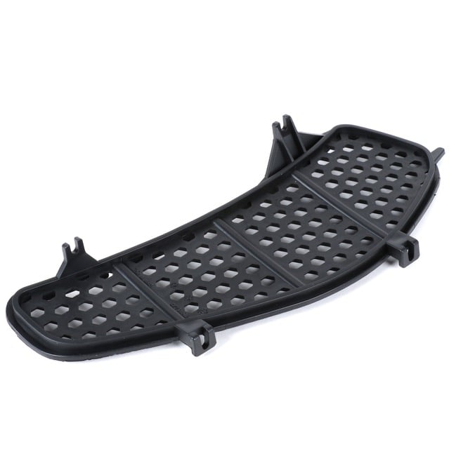 Hansikaslokeron tuuletusritilä vasen, Vespa GTS i.e. Super ja Super 300 HPE <img class="alignright size-full wp-image-25149" src="https://staging.italialaiset.fi/wp-content/uploads/2020/04/image-13.png" alt="" width="145" height="45" />Hansikaslokeron tuuletusritilä vasen, Vespa GTS i.e. Super (ZAPMA3700) ja Super 300 HPE (ZAPMA3600). Ritilä on maalaamaton. Hansikaslokeron tuuletusritilä vasen, Vespa GTS i.e. Super ja Super 300 HPE