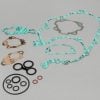 Tiivistesarja Piaggio, Vespa PX80, PX125, PX150EFL ja Cosa 125 Alkuperäinen tiivistesarja Piaggio, sopii malleihin Vespa PX80, PX125, PX150EFL ja Cosa 125. Ei sisällä öljystefoja. Tiivistesarja Piaggio, Vespa PX80, PX125, PX150EFL ja Cosa 125