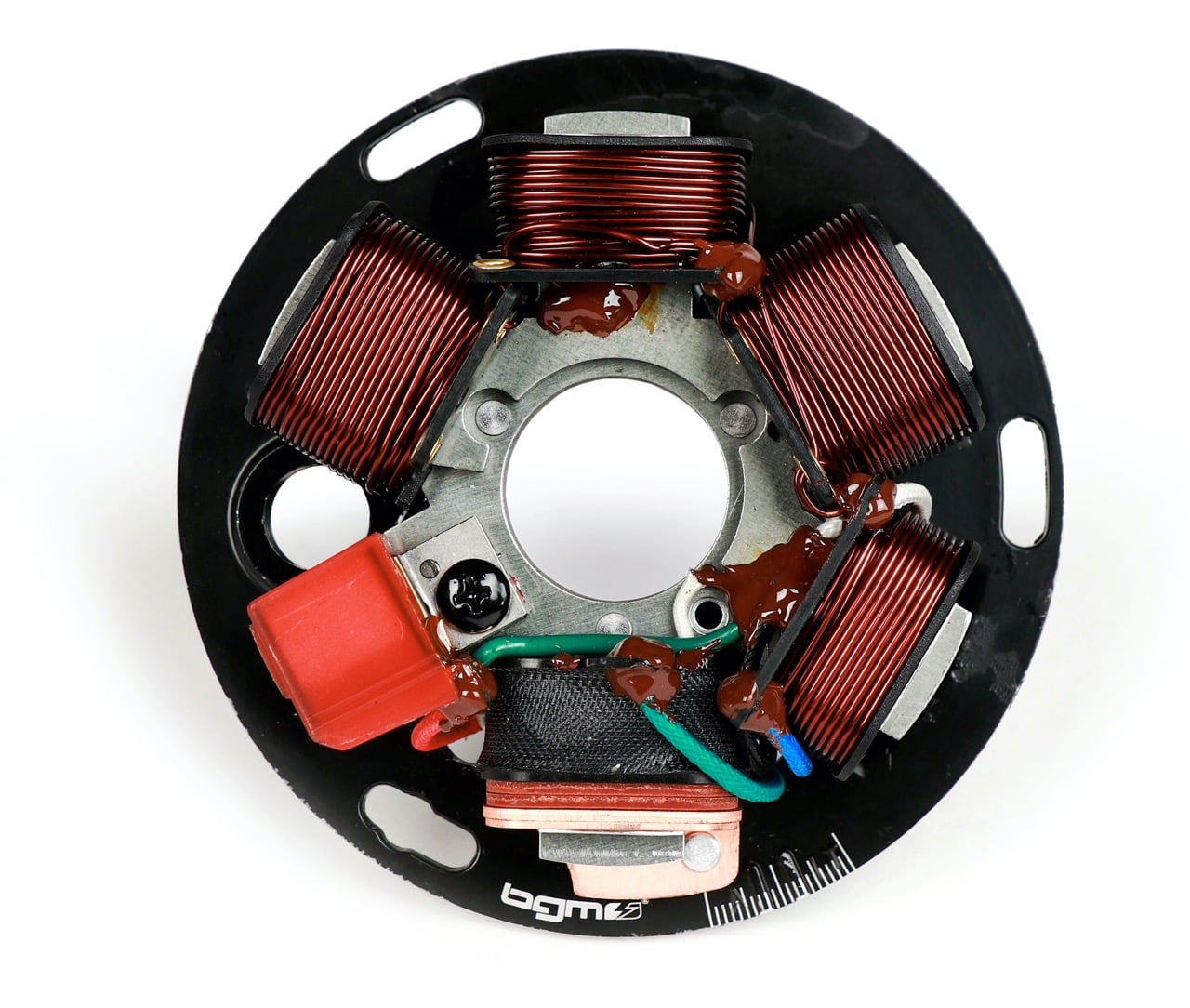 Staattori BGM Pro HP V2.5, Vespa Sprint150, TS125 , GT125 , GTR125 , Super, GL150, VNA, VNB, VBA ja VBB <img class="alignright size-full wp-image-24965" src="https://staging.italialaiset.fi/wp-content/uploads/2020/04/image-10.png" alt="" width="140" height="40" />Staattori BGM Pro HP V2.5, kärjettömälle sytytykselle. Sopii malleihin Vespa Sprint150 (VLB1T), TS125 (VNL3T), GT125 (VNL2T), GTR125 (VNL2T), Super, GL150 (VLA1T), VNA, VNB, VBA ja VBB. Uusin versio BGM PRO HP (High Power) -staattorilevystä kärjellisen sytytyksen muuntamiseksi elektroniseksi sytytykseksi. Staattori BGM Pro HP V2.5, Vespa Sprint150, TS125 , GT125 , GTR125 , Super, GL150, VNA, VNB, VBA ja VBB