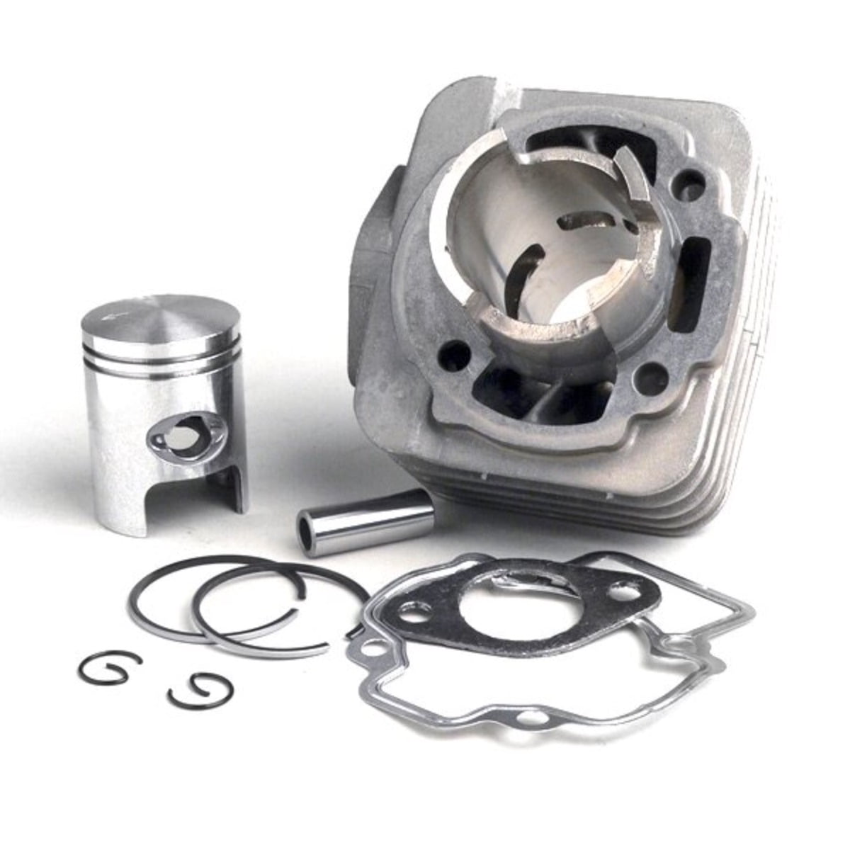 Sylinterisarja BGM Original 50cc alumiini, Piaggio 2T <img class="alignright size-full wp-image-27302" src="https://staging.italialaiset.fi/wp-content/uploads/2020/08/image-4.png" alt="" width="140" height="40" />Huippulaadukas sylinterisarja BGM Original 50cc. Valmistettu alumiinista Nikasil käsitelty keraaminen pinnoite. Sopii useisiin Piaggio ja Vespa 2-tahtimoottoreihin, katso tarkempi sopivuus alareunan taulukosta. <ul> <li>tilavuus 49cc</li> <li>sylinterihalkaisija 40mm</li> <li>ilmajäähdytetty</li> <li>5-porttinen (sisältäen Boos portit)</li> <li>iskunpituus 39,3mm</li> <li>männäntappi 12mm</li> </ul> Sylinterisarja BGM Original 50cc alumiini, Piaggio 2T