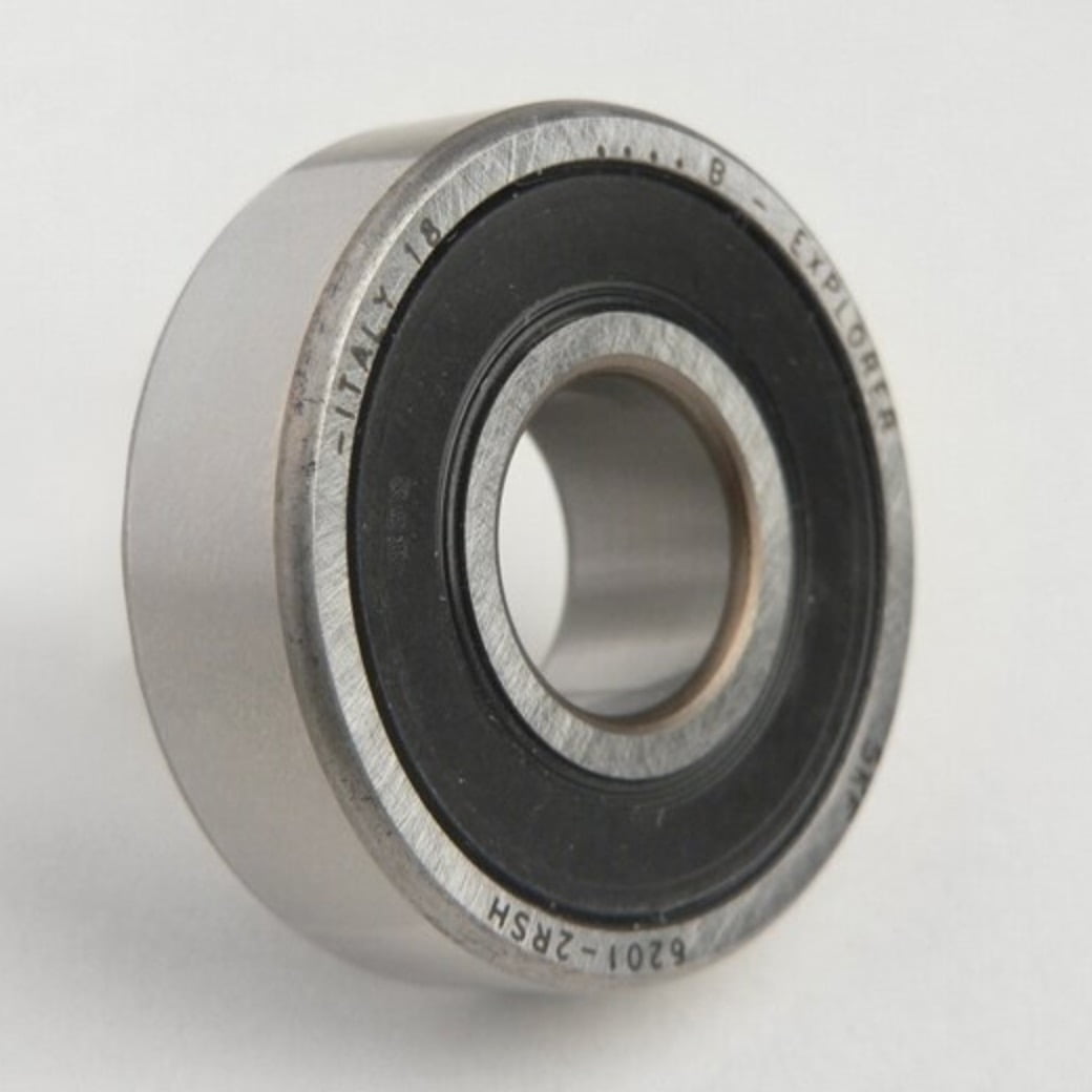 Pyöränlaakeri SKF, 12x32x10mm, molemmin puolin suojattu <a href="https://staging.italialaiset.fi/wp-content/uploads/2020/10/image-4.png"><img class="alignright size-full wp-image-28848" src="https://staging.italialaiset.fi/wp-content/uploads/2020/10/image-4.png" alt="" width="104" height="50" /></a>Pyöränlaakeri SKF, 12x32x10mm, molemmin puolin suojattu. Etupyörän jarrurummun laakeri kaikissa Lambretta malleissa ja monissa Vespa malleissa. Katso sopivuus alareunan taulukosta. Pyöränlaakeri SKF, 12x32x10mm, molemmin puolin suojattu