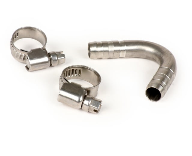 Polttoaineletkun mutka 55° BGM Pro, Vespa <a href="https://staging.italialaiset.fi/wp-content/uploads/2021/01/BGM_PRO_c1.png"><img class="alignright size-full wp-image-30568" src="https://staging.italialaiset.fi/wp-content/uploads/2021/01/BGM_PRO_c1.png" alt="" width="140" height="40" /></a>Metallinen mutka polttoaineletkuun, joka estää ensimmäistä mutkaa taittumasta littaan ja hidastamaan polttoaineen virtausta. Sopii sisähalkaisijaltaan 7 mm letkulle. Valmistettu ruostumattomasta teräksestä. Polttoaineletkun mutka 55° BGM Pro, Vespa