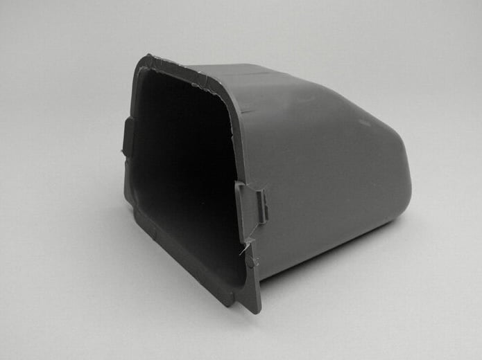 Työkalulaatikko, Vespa V50, SS50, V90, PV125 ja ET3 Työkalulaatikko, Vespa malleihin V50, SS50, V90, PV125 ja ET3. Hyvälaatuinen tarvike työklaulaatikko pikkurunkoiseen Vespaan. Työkalulaatikko, Vespa V50, SS50, V90, PV125 ja ET3