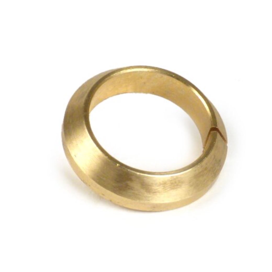 Messinki kartio jarrurumpuun, sisempi, Vespa GS160 ja SS180 Messinki kartio jarrurumpuun, sisempi, Vespa GS160 ja SS180. <ul> <li>käytetetään jarrurummussa edessä ja takana</li> <li>materiaali messinki</li> <li>sisempi</li> </ul> Messinki kartio jarrurumpuun, sisempi, Vespa GS160 ja SS180