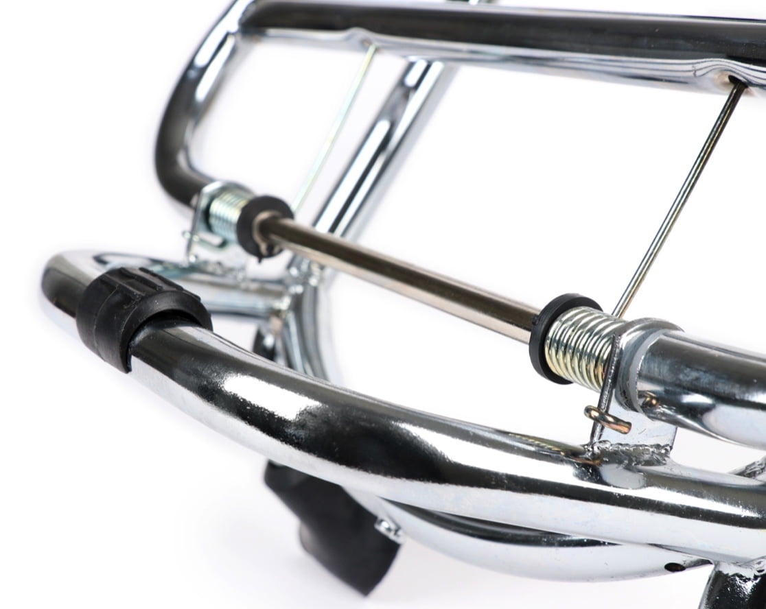 Alastaittuva etuteline Moto Nostra, Vespa GT, GTL, GTV, GTS, GT60, HPE, Supertech, Super Sport ja Sei Giorni <a href="https://staging.italialaiset.fi/wp-content/uploads/2020/12/image-10.png"><img class="alignright wp-image-30269" src="https://staging.italialaiset.fi/wp-content/uploads/2020/12/image-10.png" alt="" width="128" height="57" /></a>Kromattu alastaittuva etuteline Moto Nostralta. Sopii Vespa GT, GTL, GTV, GTS, GT60, HPE, Supertech, Super Sport ja Sei Giorni malleihin vuosimallista riippumatta. Helppo asentaa ilman porausta tai muutoksia skootteriin.Tavarateline kiinnitetään yksinkertaisesti polvipeltiin kahdella kiinnikkeellä ja kiinnitetään runkoon kulmalevyllä. Lisäksi tavarateline on tuettu rungossa olevilla kumituteilla tarjoten tukevan kiinnityksen. Asennusohje avautuu<a href="https://staging.italialaiset.fi/wp-content/uploads/2021/12/Einbauanleitung_c181.pdf" target="_blank" rel="noopener"> tästä</a> Asennusohje GTV: Ota koukkumainen metallipidike ja laita koukkupää katteen alle lokasuojan yläpuolelle. <a href="https://staging.italialaiset.fi/wp-content/uploads/2021/12/IMG_1213-scaled.jpg"><img class="size-medium wp-image-42317" src="https://staging.italialaiset.fi/wp-content/uploads/2021/12/IMG_1213-225x300.jpg" alt="Alastaittuva etuteline Moto Nostra, Vespa GT, GTL, GTV, GTS, GT60, HPE, Supertech, Super Sport ja Sei Giorni" width="225" height="300" /></a> Käännä koukku niin että pidikkeen reikä kohtaa telineen reiän kanssa ja kiinnitä mukana tulevalla pultilla. <a href="https://staging.italialaiset.fi/wp-content/uploads/2021/12/IMG_1212-scaled.jpg"><img class="size-medium wp-image-42318" src="https://staging.italialaiset.fi/wp-content/uploads/2021/12/IMG_1212-225x300.jpg" alt="Alastaittuva etuteline Moto Nostra, Vespa GT, GTL, GTV, GTS, GT60, HPE, Supertech, Super Sport ja Sei Giorni" width="225" height="300" /></a> Alastaittuva etuteline Moto Nostra, Vespa GT, GTL, GTV, GTS, GT60, HPE, Supertech, Super Sport ja Sei Giorni