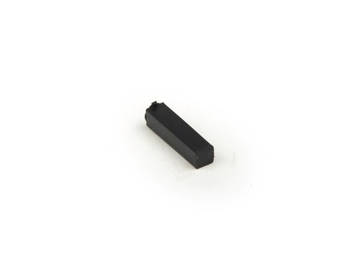 Adapteri nopeusmittarin vaijeriin 1,9 mm / 2,6 mm Adapteri nopeusmittarin vaijeriin 1,9 mm / 2,6 mm. Tällä adapterilla saat 1,8 mm nopeusmittarin vaijerin sopimaan mittariin, jossa 2,7 mm kiinnitys vaijerille. Adapterin pituus 11,2 mm. Adapteri nopeusmittarin vaijeriin 1,9 mm / 2,6 mm