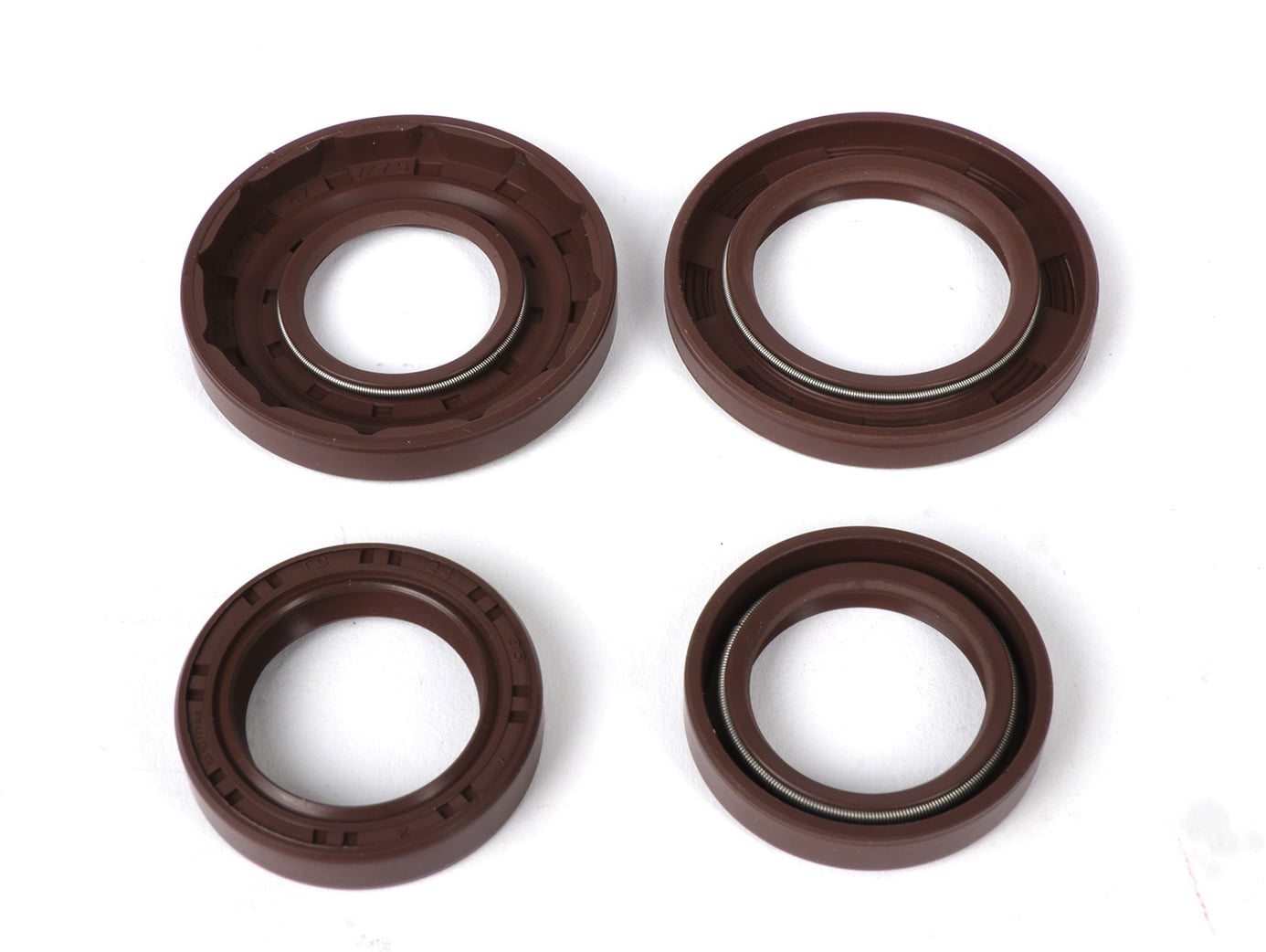Moottorin korjaussarja 125-180cc, Aprilia, Gilera, Piaggio, Italjet <p class="product--title"><a href="https://staging.italialaiset.fi/wp-content/uploads/2021/01/BGM_PRO_c1.png"><img class="alignright size-full wp-image-30568" src="https://staging.italialaiset.fi/wp-content/uploads/2021/01/BGM_PRO_c1.png" alt="" width="140" height="40" /></a>Moottorin korjaussarja -BGM PRO FKM/Viton® (E10/etahnol kestävä) Vespa/Piaggio 125cc/150cc 3 porttiset - Piaggio 125-180 ccm AC/LC 2-tahti. Katso sopivuus alla olevasta taulukosta.</p> Moottorin korjaussarja 125-180cc, Aprilia, Gilera, Piaggio, Italjet